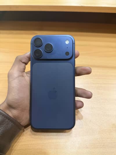 17 PRO MAX NON PTA FACTORY UNLOCKED COMPLETE SIM TIME AVAILABLE