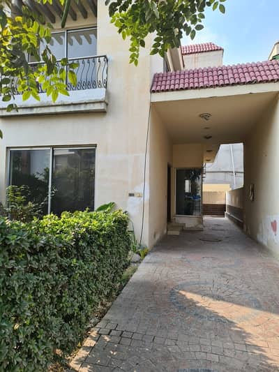 8 Marla House For Sale In Bahria Town Lahore