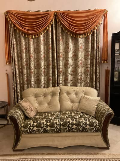 7 Seater Sofa Set with curtains