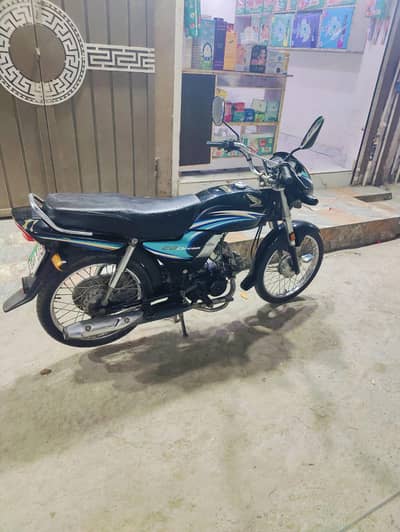 HONDA 70 Dream 2014 TOTAL GENIUNE 10/10