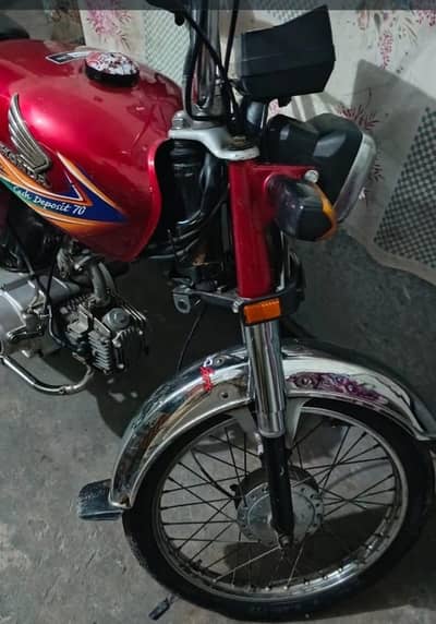 totally genuine bike honda Cd 70 19/20