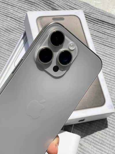 i Phone 8plus, 11,12,13,14,15 pro max on instalment Whatsap 3062623924