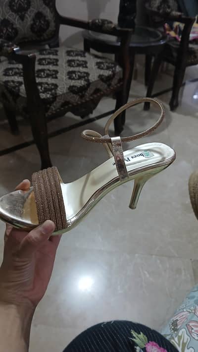 high heels sandals