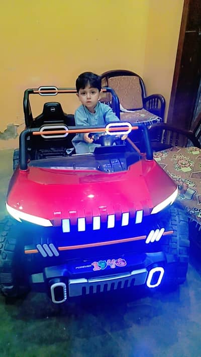 kids sports car in good  condition red colur full size