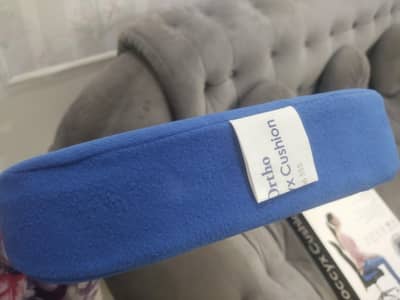 Cushion 2 days used only.