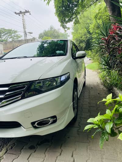 Honda City 2015 Manual 1.3 (Total Genuine)