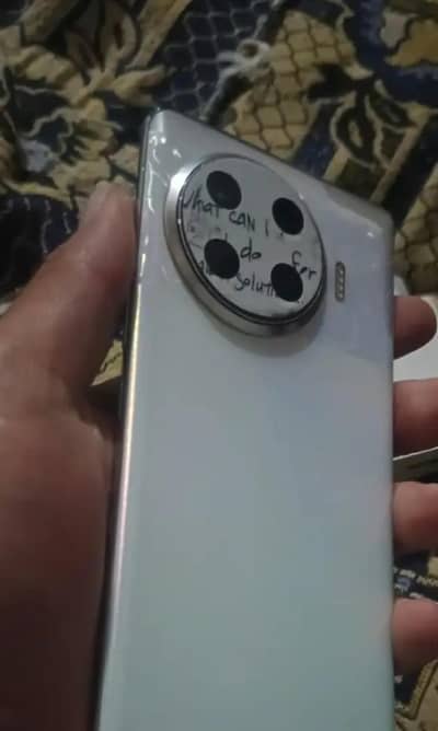 Tecno spark 20 pro plus