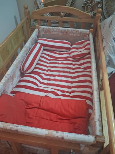 Baby cot for sale
