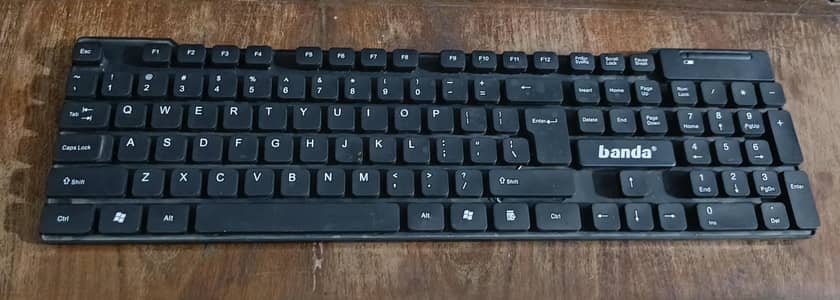 Wireless Keyboard and Mouse In good condition 900+900