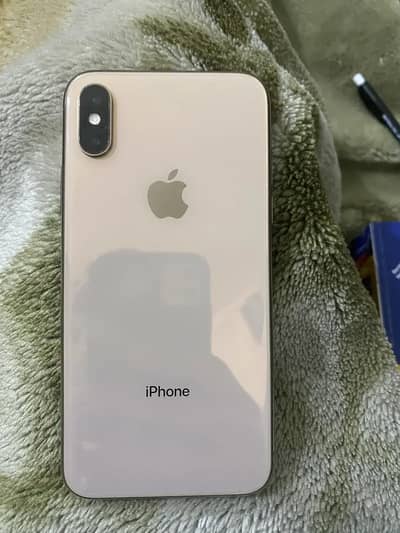 iPhone Xs, Non PTA, Factory Unlock.
