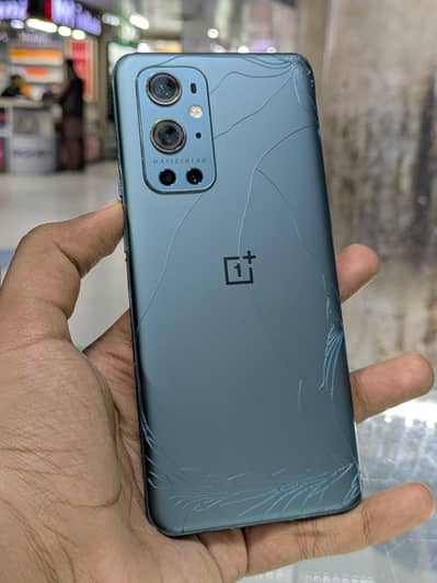 OnePlus 9 Pro 12/256 Dual sim 4 Line front/Back Minor Broken