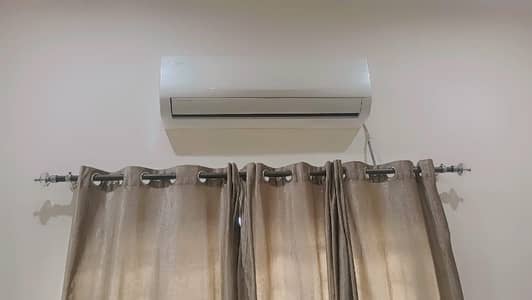 DC inverter Gree 1.5 ton, hot and cool