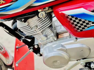 Honda 125 total jenvioun brand new