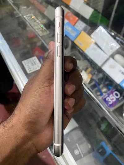 iPhone 11 10/10 128gb factory unlock