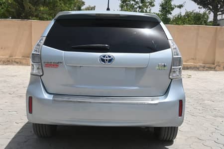 Prius Alpha for sale