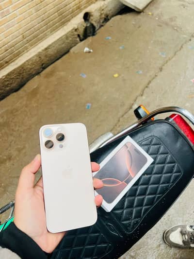 IPHONE 16 pro max non pta 256GB