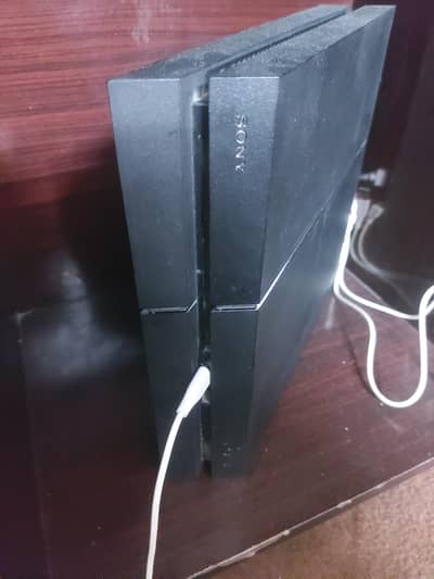 PlayStation 4 Phat 512gb With 3 Controllers