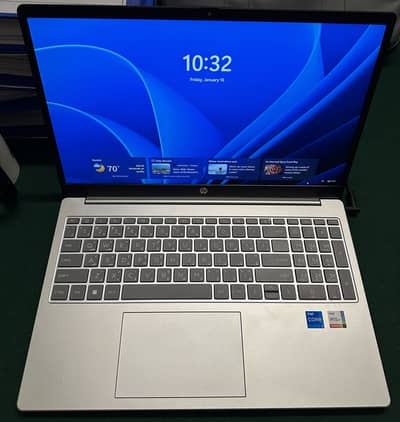 HP 15 laptop i5 13th Gen 8 GB RAM 1TB SSD