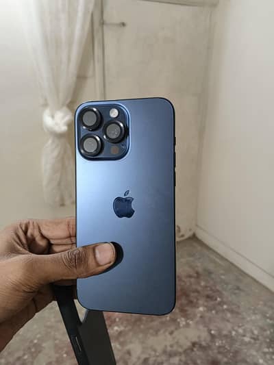 15 pro max 256 GB BH 95