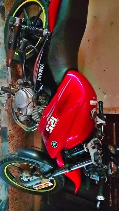 ybr 125G just for 1,60 lacs