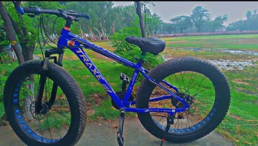Flat tyre Traxe bicycle