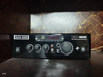 amplifier with Bluetooth