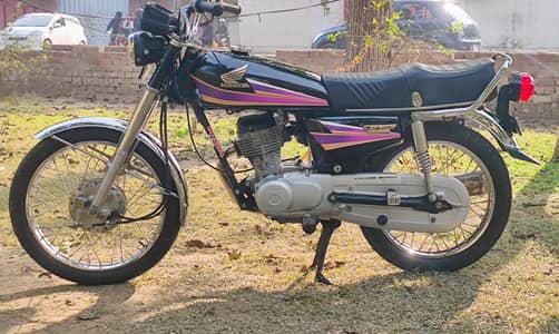 Honda 2007 antique Lovers