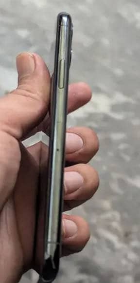 iPhone 11 Pro 256gb water pack