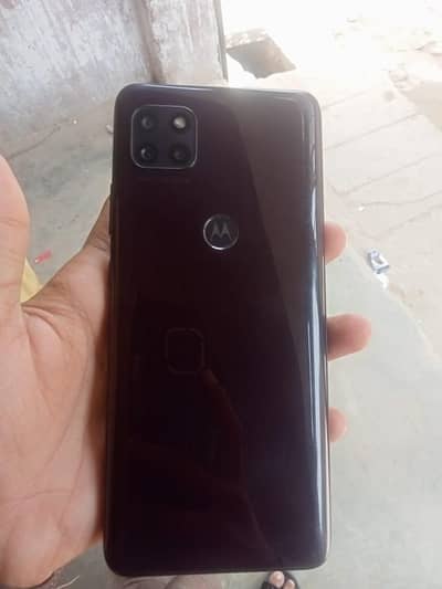 motorola one 5G UW ace 4+64_Snapdragon processor 750 60 fps non pta