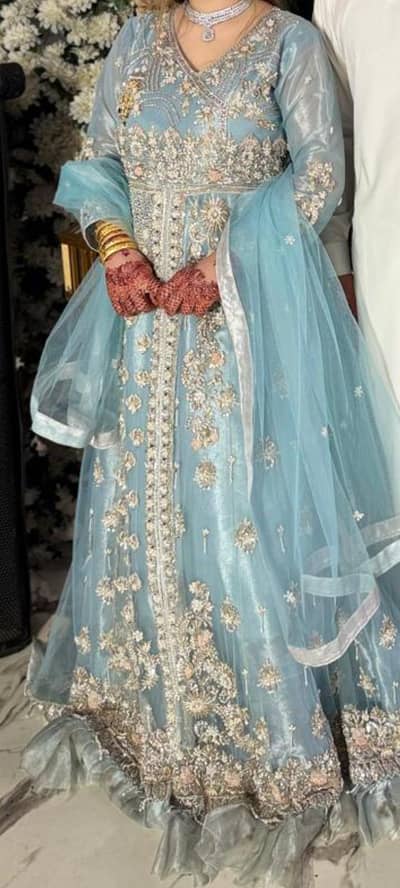 this dress is good condition  only 1 time use . .