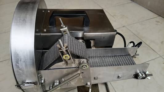 Vegetable Slicer / Cutter