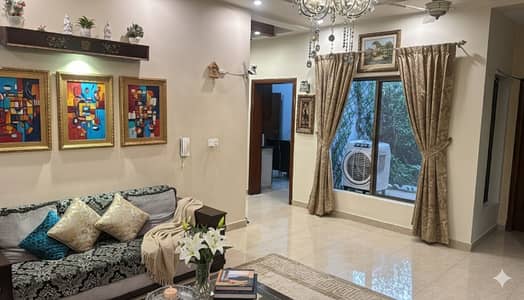 10 Marla Beautiful Used House Available For Sale In Abdullah Gardens , Price Is Almost Final Please Don'T Bargain