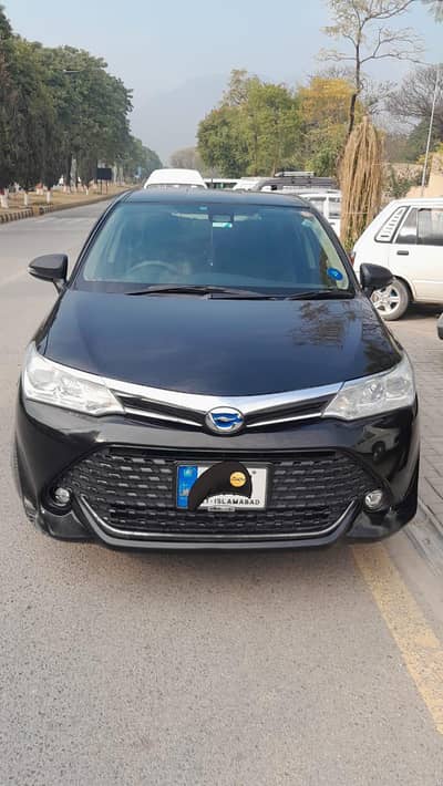 Toyota Corolla filder {WXB} Top the line 2015 model and 2019 import