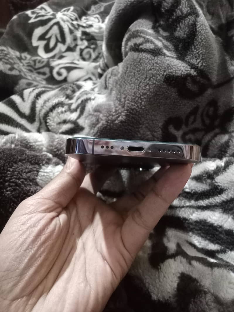 iphone 14 pro 3