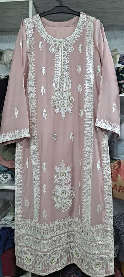 embroidery cloth available