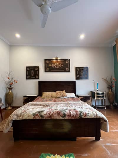 1 Bed Luxury Farninsh Apartment