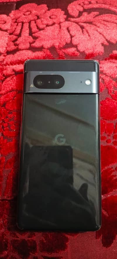 Google Pixel 7 Black Color