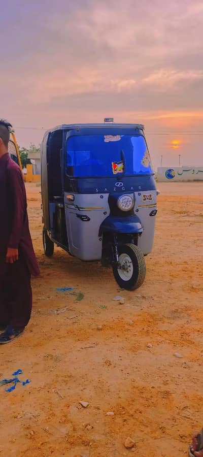 sazgar 2025 model ha all ok ha lpg par ha 03178504719