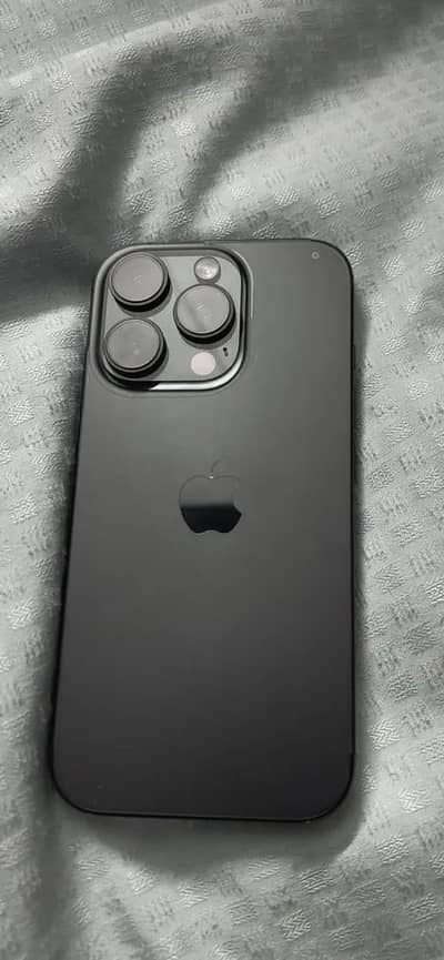 iPhone 16 pro Jv