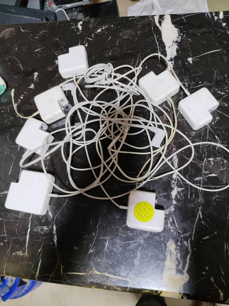 Mac charger 1