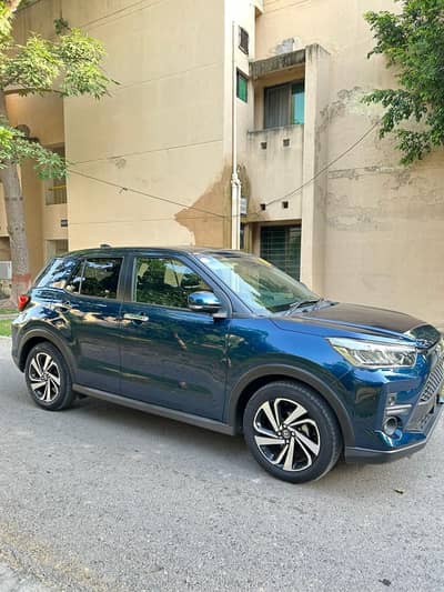 TOYOTA RAIZE Z PACKAGE 4.5 Grade with auction sheet