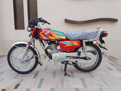 Honda 125cc New Condition Non accident. . 0300-6612088