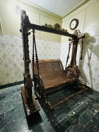 Chinioti wooden jhoola/swing for sale
