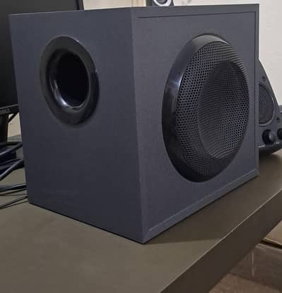 Logitech Z625 Thunder Bass Best Quality Sound