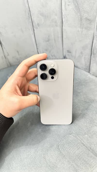 15 pro max 10/10 pta