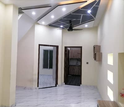 House Of 3 Marla Available For sale In Allama Iqbal Town - Kashmir Block