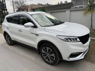 DFSK Glory 580 Pro | Company Owned | 2023 Model | Excellent Condition