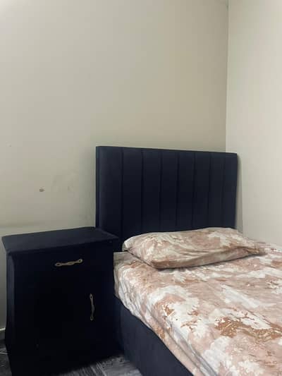 Black Valvet bed in Brand New condition
