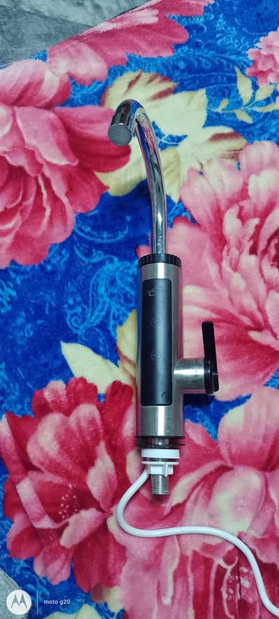 New Electric Geyesr faucet or tap