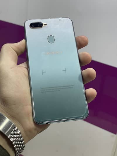 Oppo F9 Pro